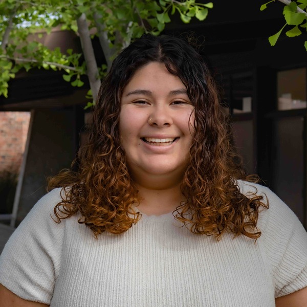 Vivianna Castaneda's headshot
