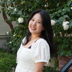 Joanna Liu's profile headshot