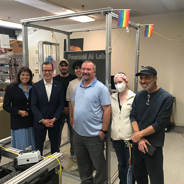 Elected officials Visit Emerging Technology Institute 